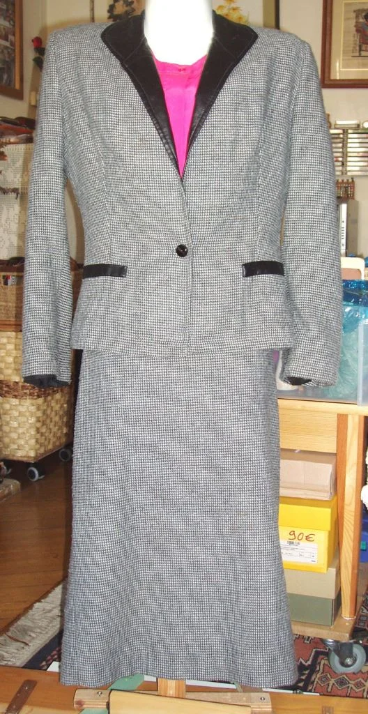 Tailleur pied de poule fait sur mesure - Vêtements Femme - Paris 16e Arrondissement (75016)