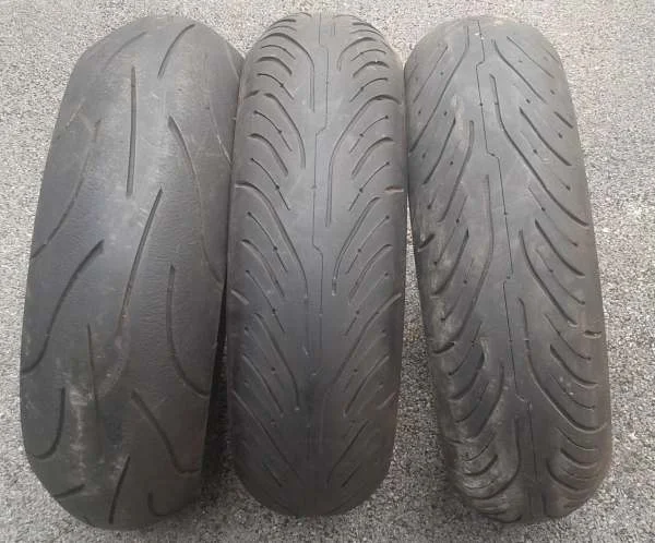 Pneus arriére michelin d occasion 180/55/zr17 - Équipements Moto - Verberie (60410)