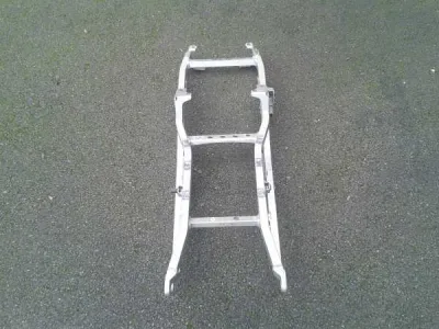 Boucle arriére kawasaki zx9r 2001 - photo 2