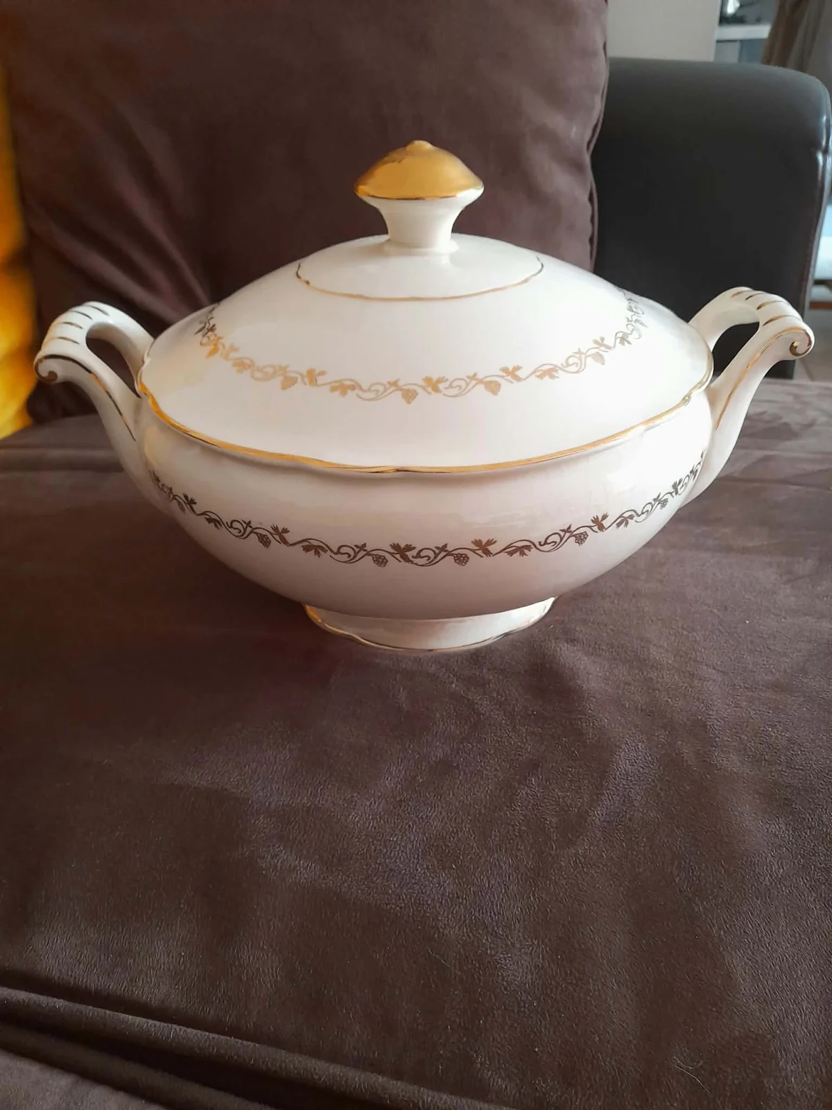 Villeroy & Boch - Ancienne Soupière blanche - Arts de la Table - Saint-Satur (18300)