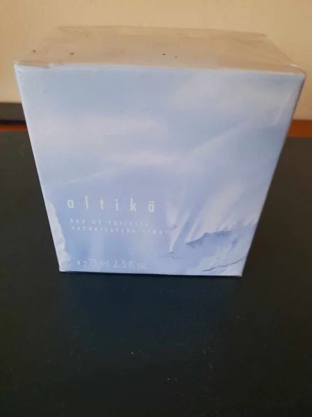 Eau de toilette altika - yves rocher - Beauté & Bien-être - Saint-Satur (18300)