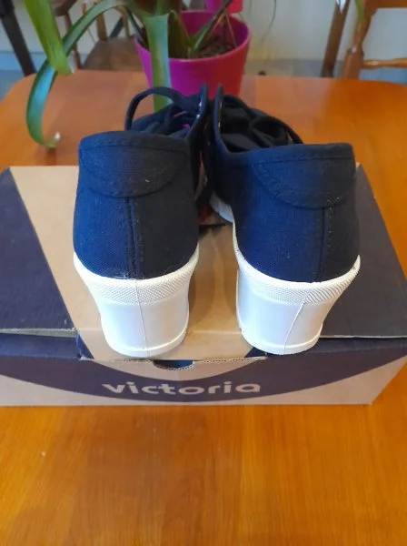 Paire de chaussure à talon en tissus victoria - Chaussures - Saint-Satur (18300)