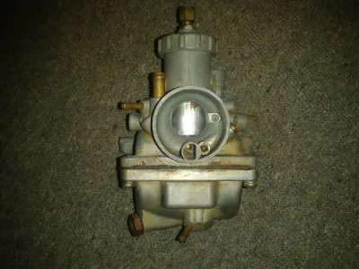 Carburateur droit yamaha 125 rdx 1981 - photo 2