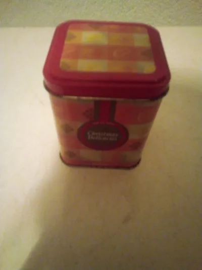 Boite métal publicitaire - boite vide - Collection - Saint-Satur (18300)