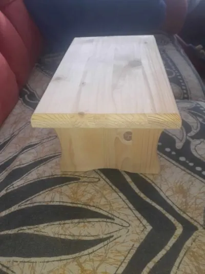 Ancien repose pied en bois - photo 2