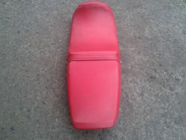 Selle honda vf 1000 r 1988 - Équipements Moto - Dampleux (02600)