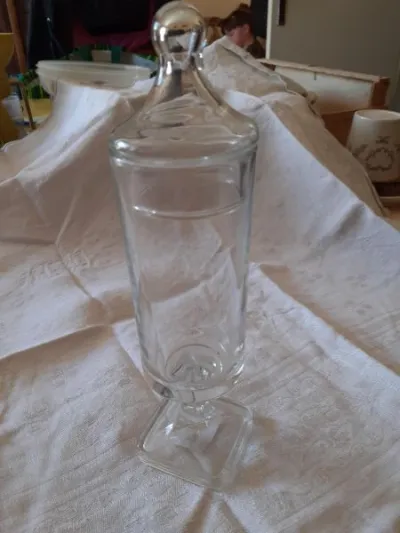 1verres à pied "extra ceger kriter" avec bouchon - Collection - Saint-Satur (18300)