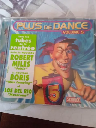 Cd " plus de dance vol.5 " - CD, DVD & Vinyles - Saint-Satur (18300)