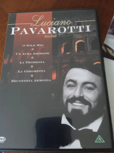 Dvd " luciano pavarotti " - CD, DVD & Vinyles - Saint-Satur (18300)