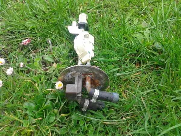 Pompe essence moto - Équipements Moto - Le Pré-Saint-Gervais (93310)