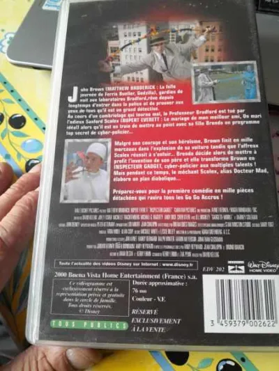 Cassette vhs " inspecteur gadget " - photo 3