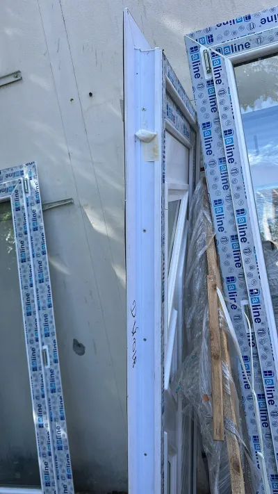 Porte d’entrée pvc blanc Haut 2120/ Larg 860 - photo 2