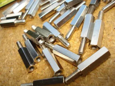 Lots de 40 entretoises laiton - photo 3