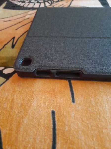 Coque de protection tablette 10 pouces - Informatique - Saint-Satur (18300)