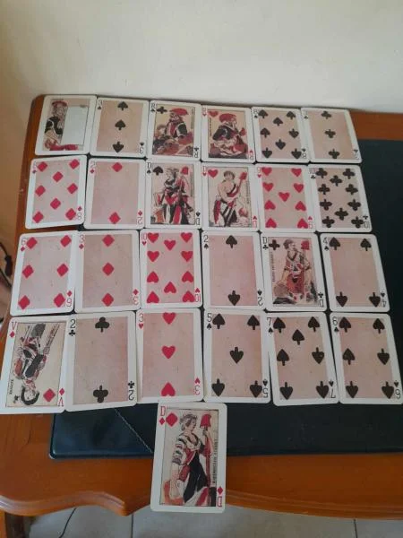 Jeu de 54 cartes à jouer - jeu de l'an 2 - b.p. gr - Jeux & Jouets - Saint-Satur (18300)
