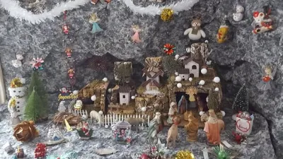 crèche, sujets, papier aluminisé, table suport - photo 2