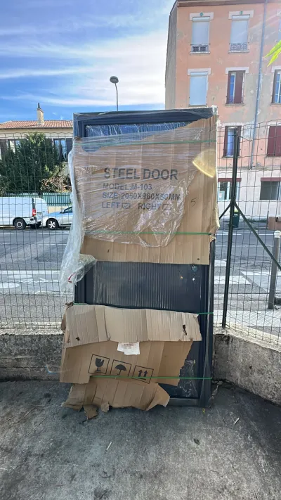 Porte acier Haut 2050/ Larg 960 - Bricolage