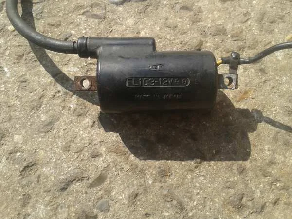 Bobine d allumage fil jaune honda 500 cx 1980 - Équipements Moto - Dampleux (02600)