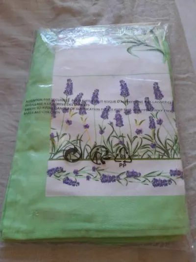 Lot 2 torchons + 1 essuie main éponge - thème prov - Décoration - Saint-Satur (18300)