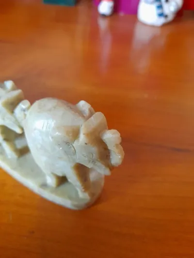 Ribambelles de 4 éléphants en pierre - Décoration - Saint-Satur (18300)