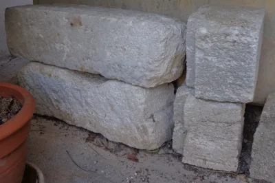 Pierre de taille 60 cm - BTP & Chantier