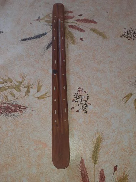 Support brule encens en bois - Décoration - Saint-Satur (18300)