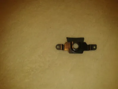 Fixation de selle avant yamaha 400 fzr 1993 - photo 3