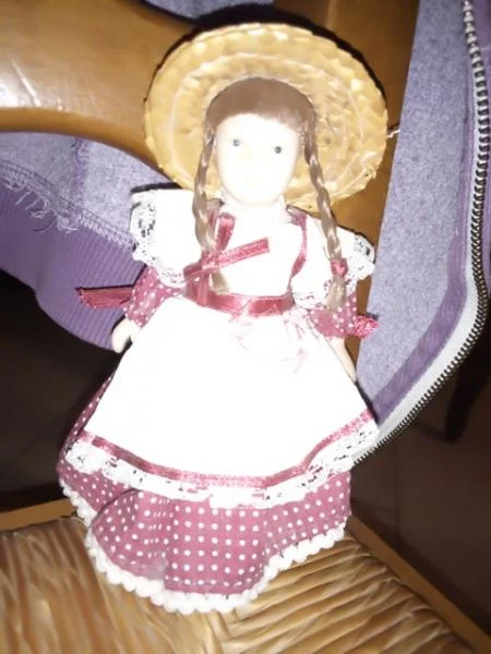 Poupée de porcelaine ballerine n°12 - Collection - Saint-Satur (18300)