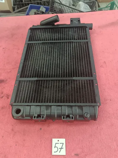 Radiateur gauche pour Ferrari 512 TR - Équipements Auto - Nice (06000)