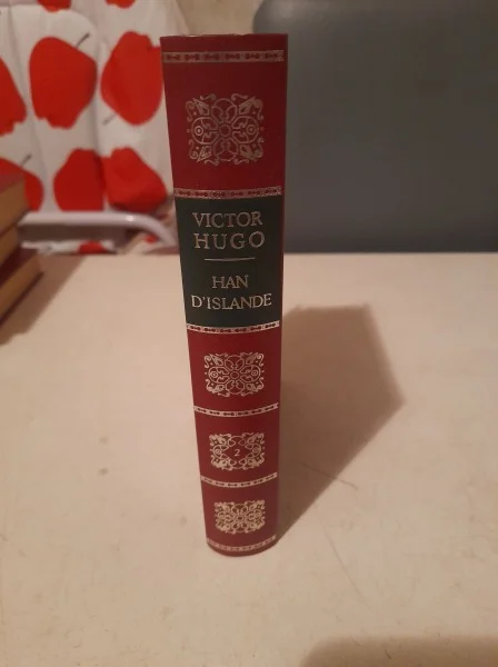Livre victor hugo " han d'islande " - Livres - Saint-Satur (18300)