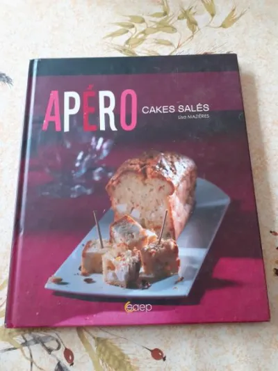 Livre apéro cakes salés - Livres - Saint-Satur (18300)