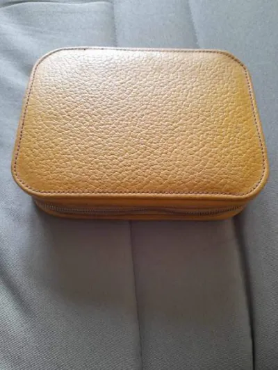 Ancienne trousse de toilette - nécéssaire - Collection - Saint-Satur (18300)