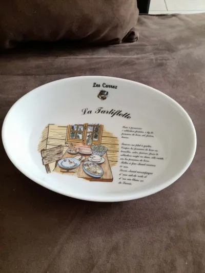 Plat à Gratin Ovale en Porcelaine Blanche illusté - Arts de la Table - Saint-Satur (18300)