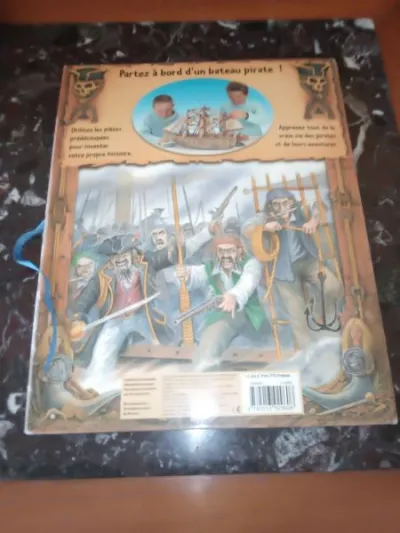 Livre bateau pirate "découvre en t'amusant" - photo 3