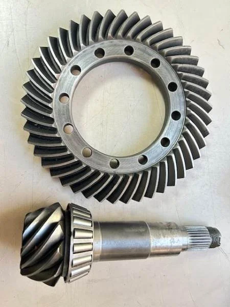 Couronne et pignon 11x45 pour différentiel maserat - Équipements Auto - Nice (06000)