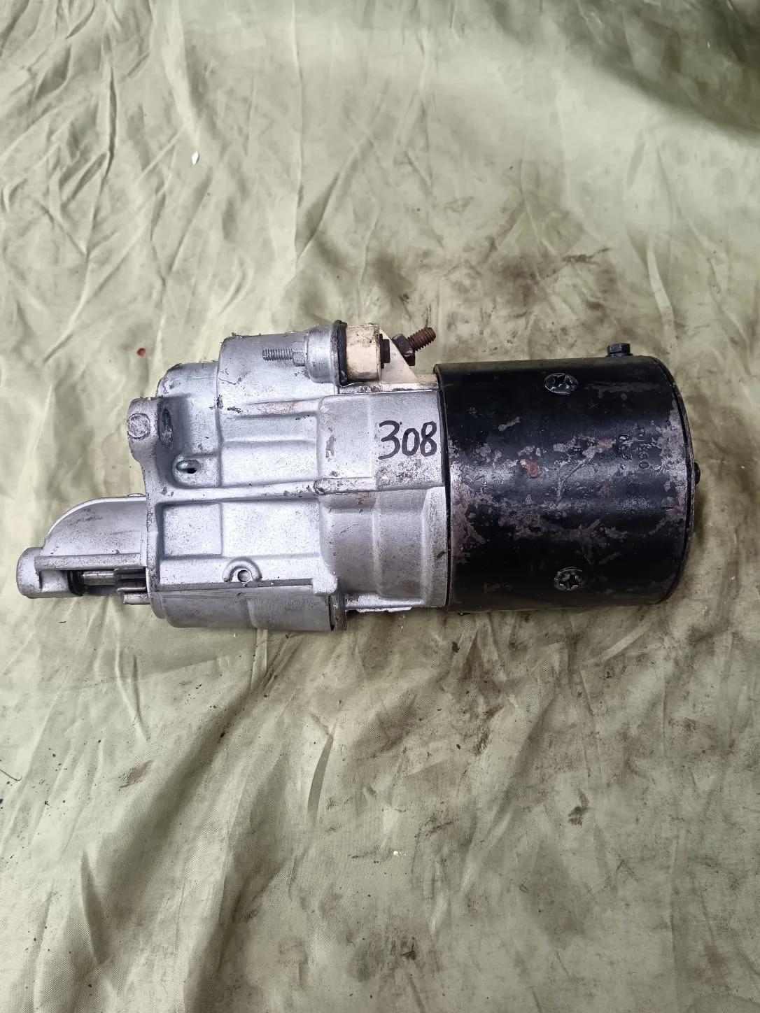 Dèmarreur pour Aston Martin DB5 - Équipements Auto - Nice (06300)