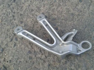 Platine arriére droite suzuki 650 svs 2007 - photo 4