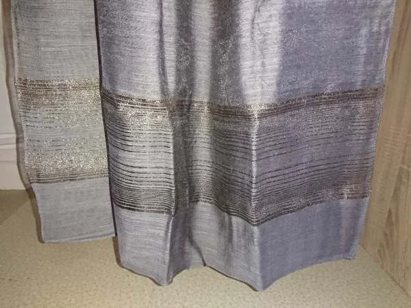 Foulard gris ou noir ou blanc ou kaki - brun neuf - Sacs & Maroquinerie - Sochaux (25600)