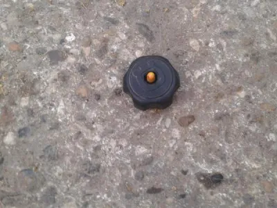 Bouchon essence husqvarna 410 te 1998 - photo 3