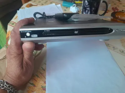 Lecteur Dvd SchaubLaurenz SL110 DVD - Image & Son